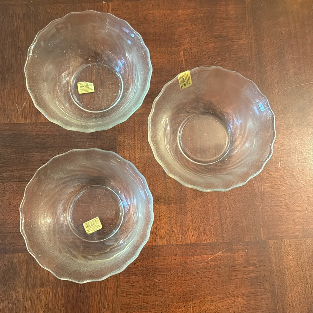 5" Arcoroc Swirl Clearbrook by Durand Fruit Berry Nuts  Bowls